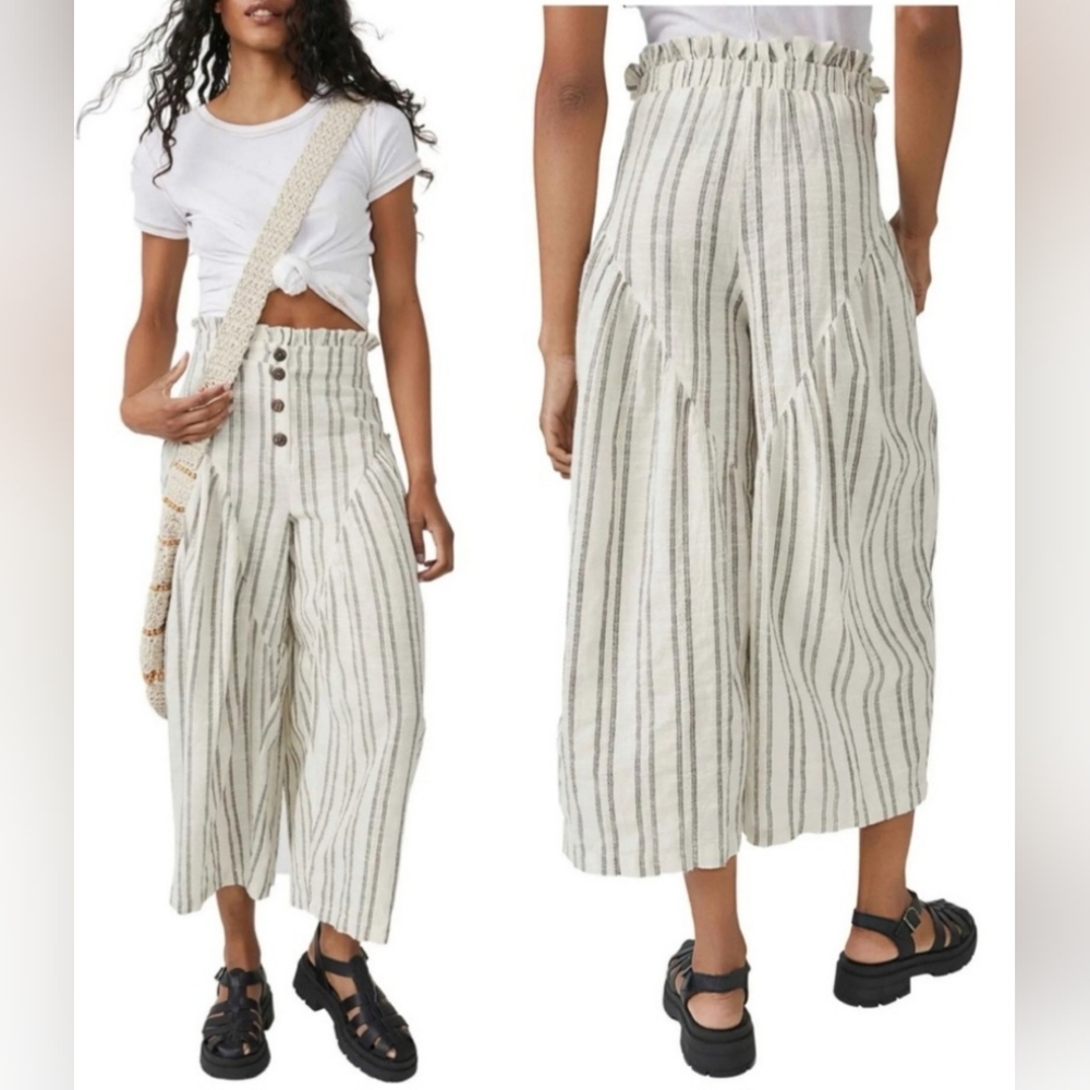 Free People Size Medium Boho White Gray Stripe Ruffled Waist Flat Wide Leg Pants
